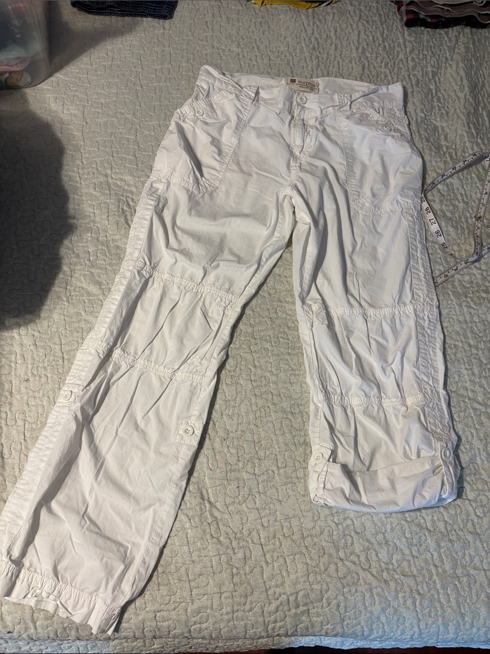 GAP White Women's Cargo Capri Pants Cropped Ankle
